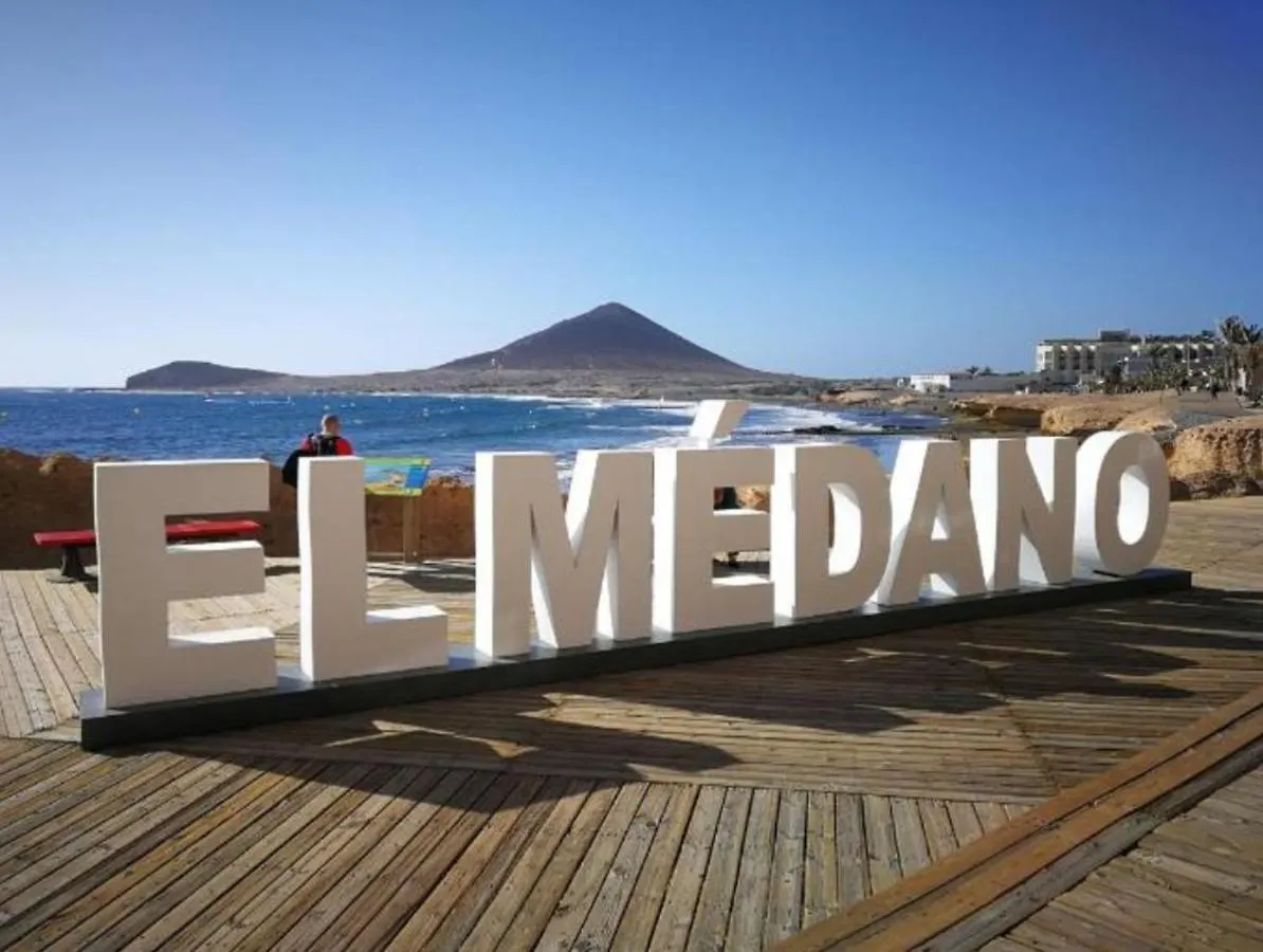 Villa Los Vientos Only 100M To The Surf Beach, Terrace, Balcony, Sea View, Wifi Granadilla De Abona 0*,  Spagna