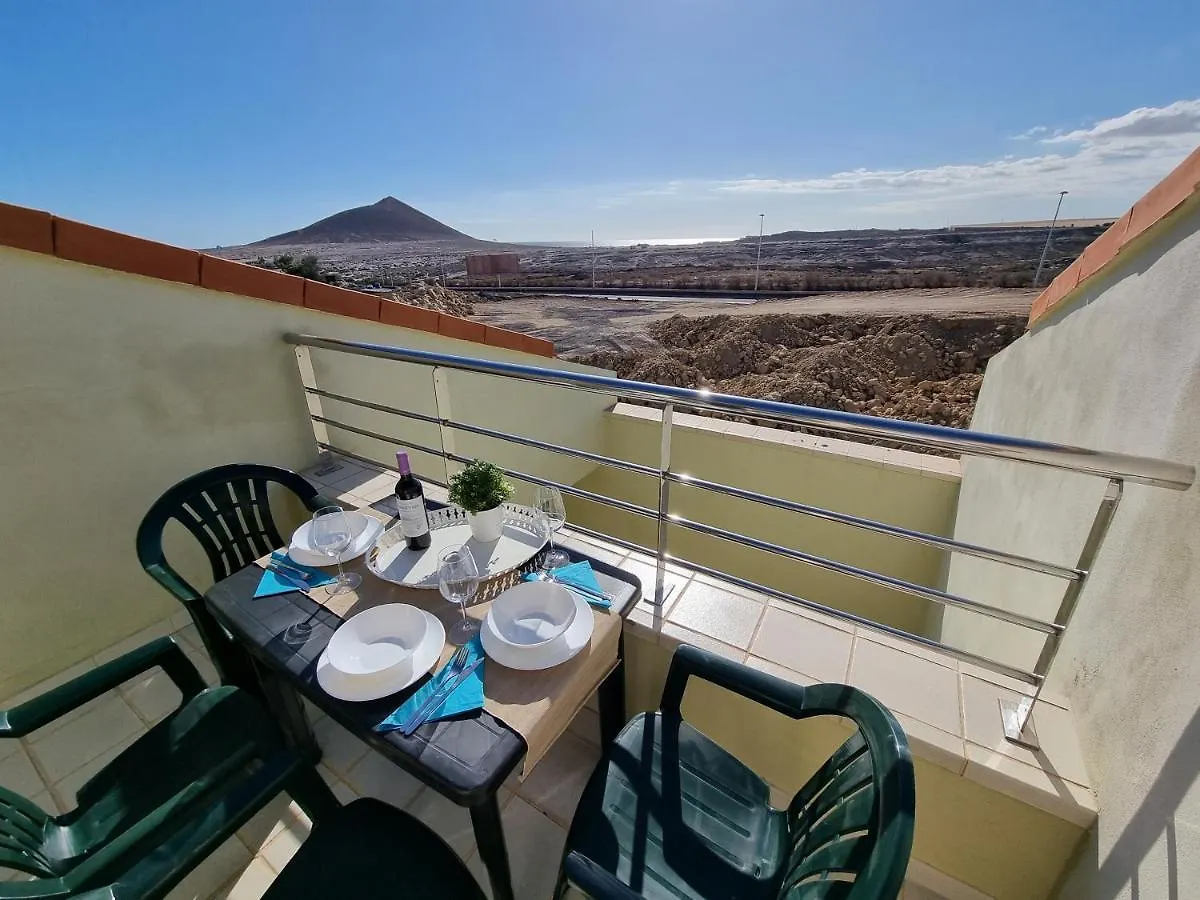 Villa Los Vientos Only 100M To The Surf Beach, Terrace, Balcony, Sea View, Wifi Granadilla De Abona Semesterbostad